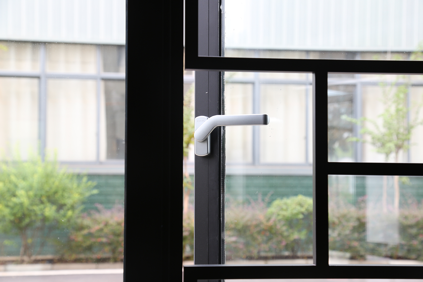 Thermal Break Aluminum Alloy Sliding 3 Tracks Customization Stainless Steel Screen Window Factory Direct Sliding Sash