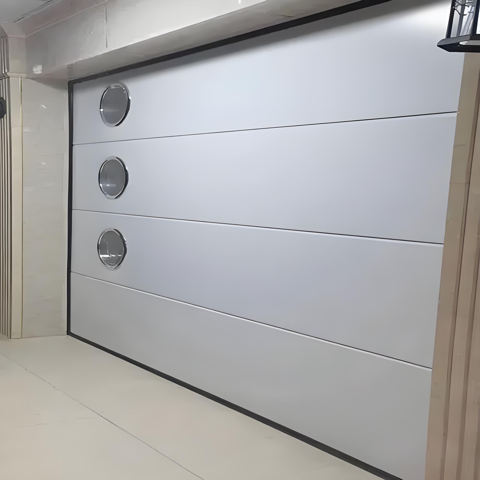 Commercial trackless garage system