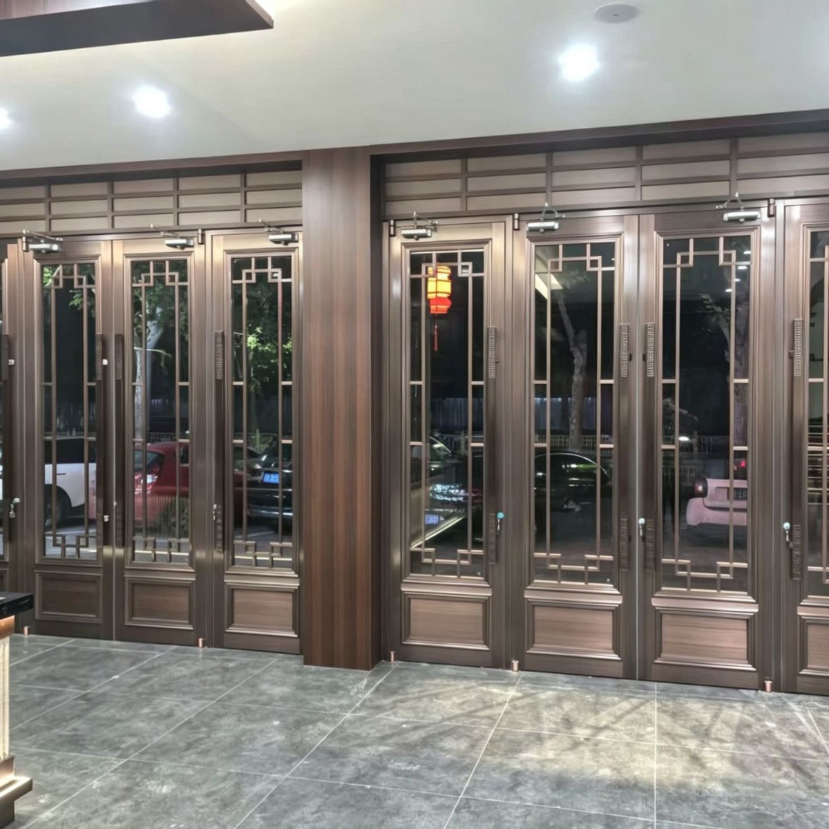 Reddish Brown Half-Glass Modern Style Door with Sidelights Entry Hotel Hospital Windproof Commercial Aluminum Door Custom Size