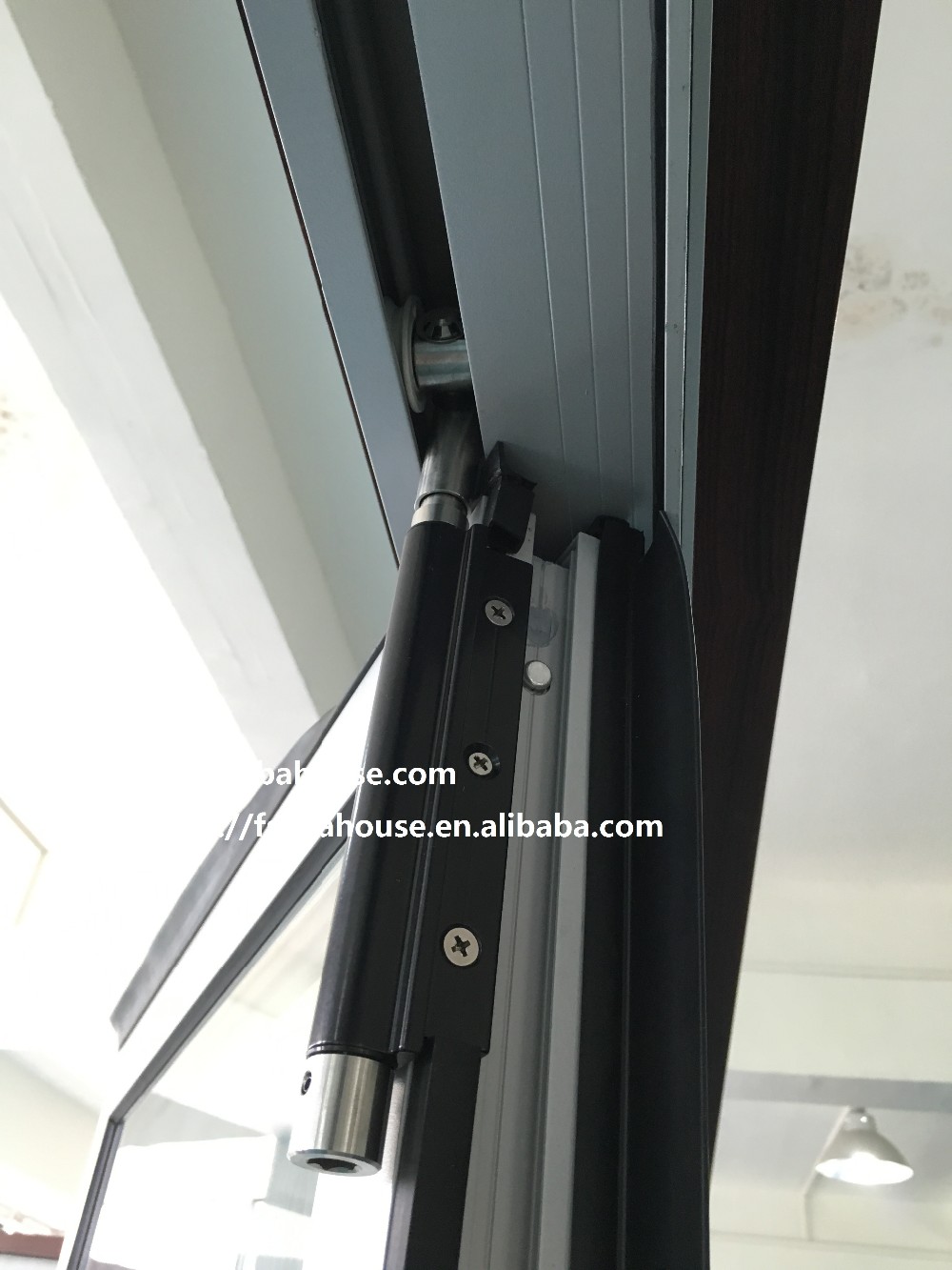 Aluminium Glass Folding Door Alfresco Stacking Bifold Door Comply with AS2047 Folding Glass Doors