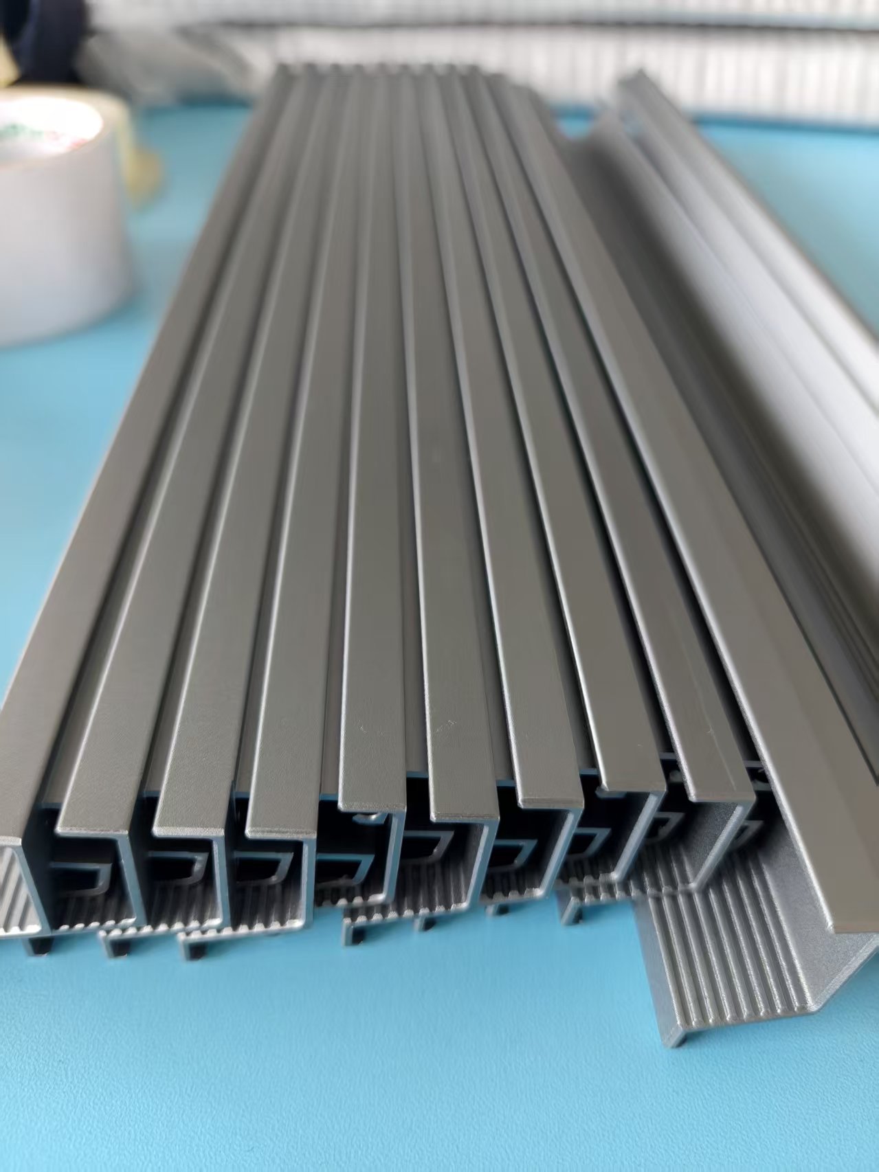 Aluminum Window Frame Profile Extrusion Door Glass Alloy Sliding Folding Custom Anodized 6063 T5 Slim Lift Thermal Break Double