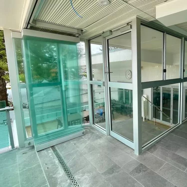 Panoramic Aluminum Bifold Door Modern Folding Glass Door For Villa Patio House Exterior Design Energy Efficient OEM