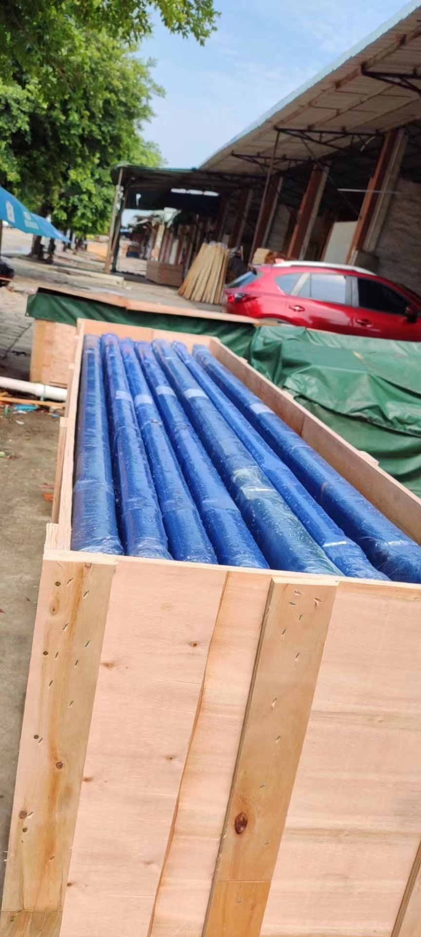 Un-fumigate wood carton