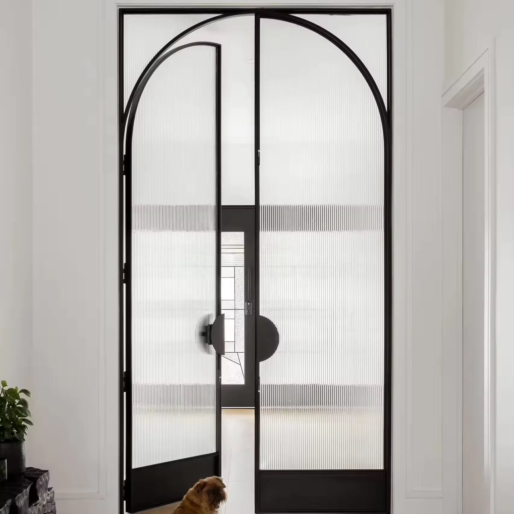 Modern Slim Frame Aluminum Alloy Glass Entry Door With French Swing Design For Villa Decoration Glass French Grille Arched Top