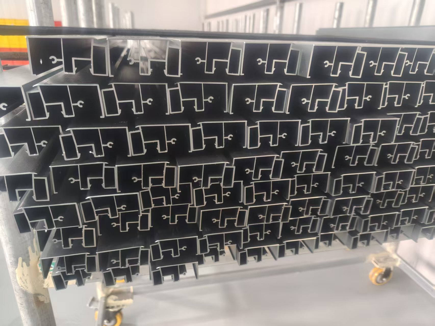 Aluminum Window Frame Profile Extrusion Door Glass Alloy Sliding Folding Custom Anodized 6063 T5 Slim Lift Thermal Break Double